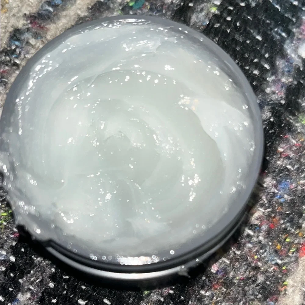 New Seal  Monat Molding Shine Pomade - Medium Hold - Picture 6 of 13